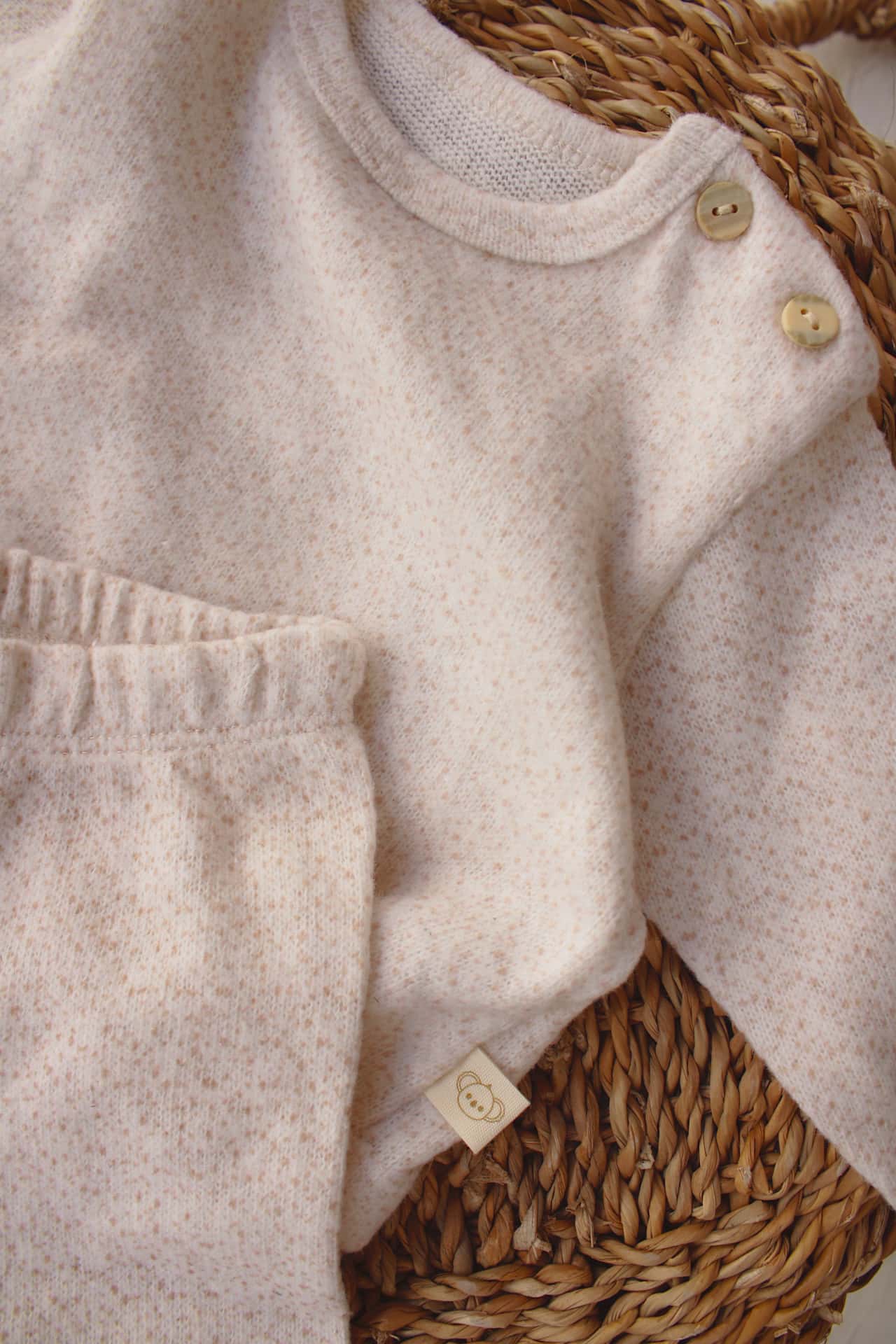 Long sleeves top and leggings