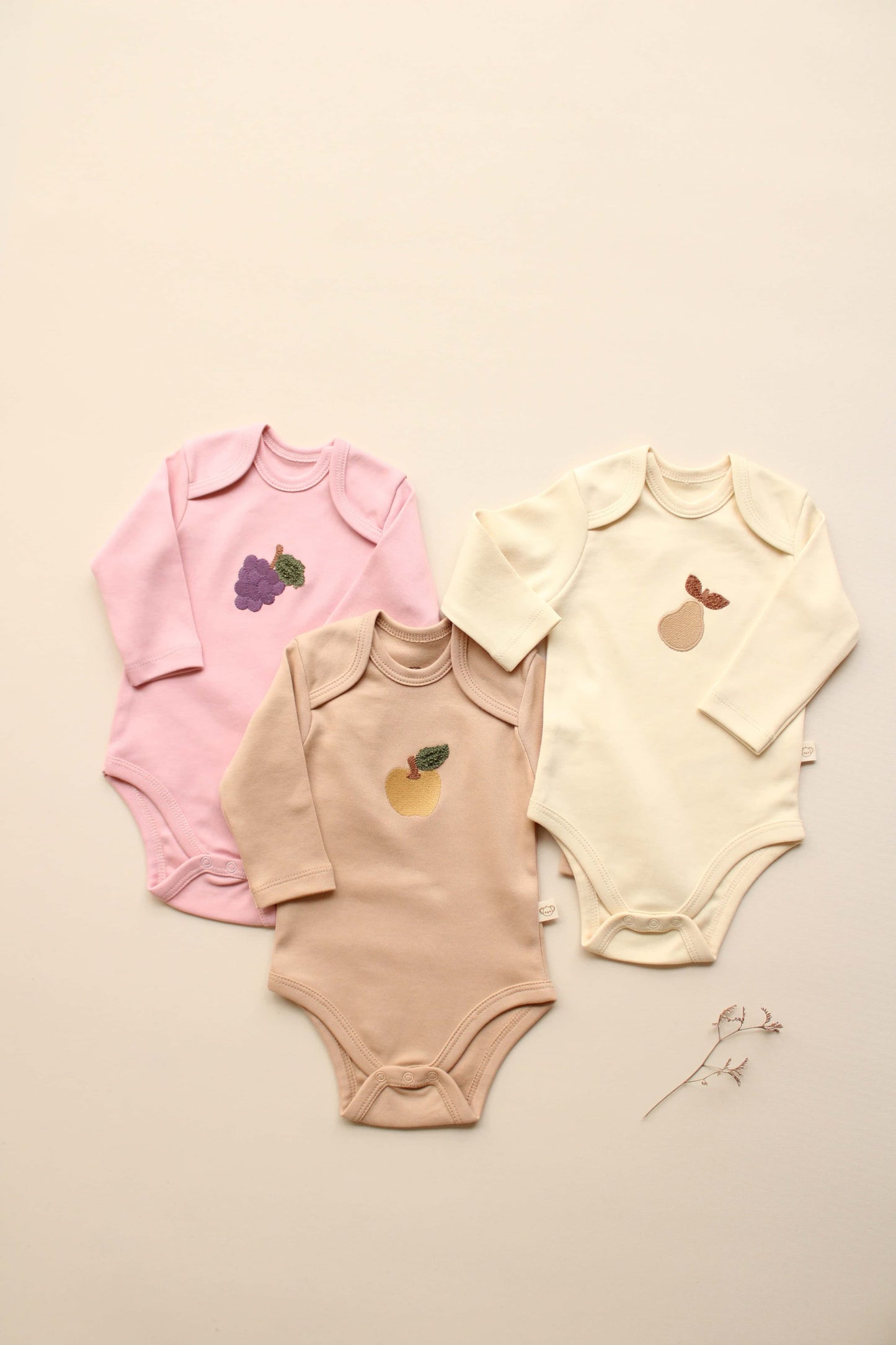 Pack of 3 bodysuits and 3 leggings