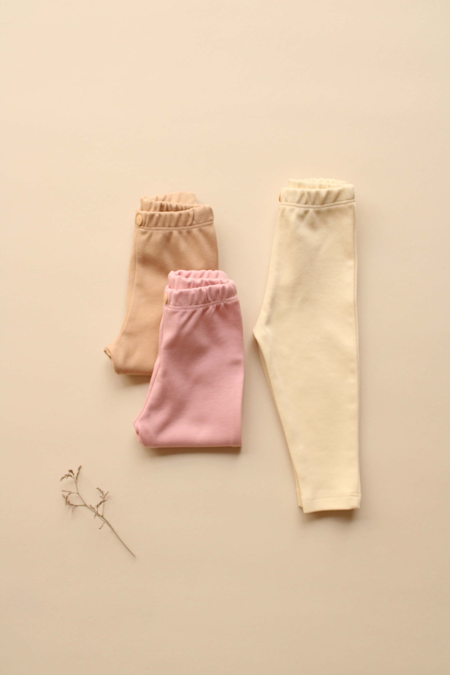 Pack of 3 bodysuits and 3 leggings