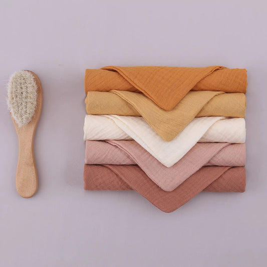 Newborn gift boxes (set of 5 towels and 1 hairbrush)