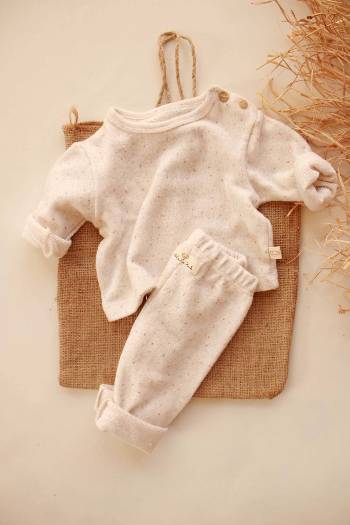 Long sleeves top and leggings