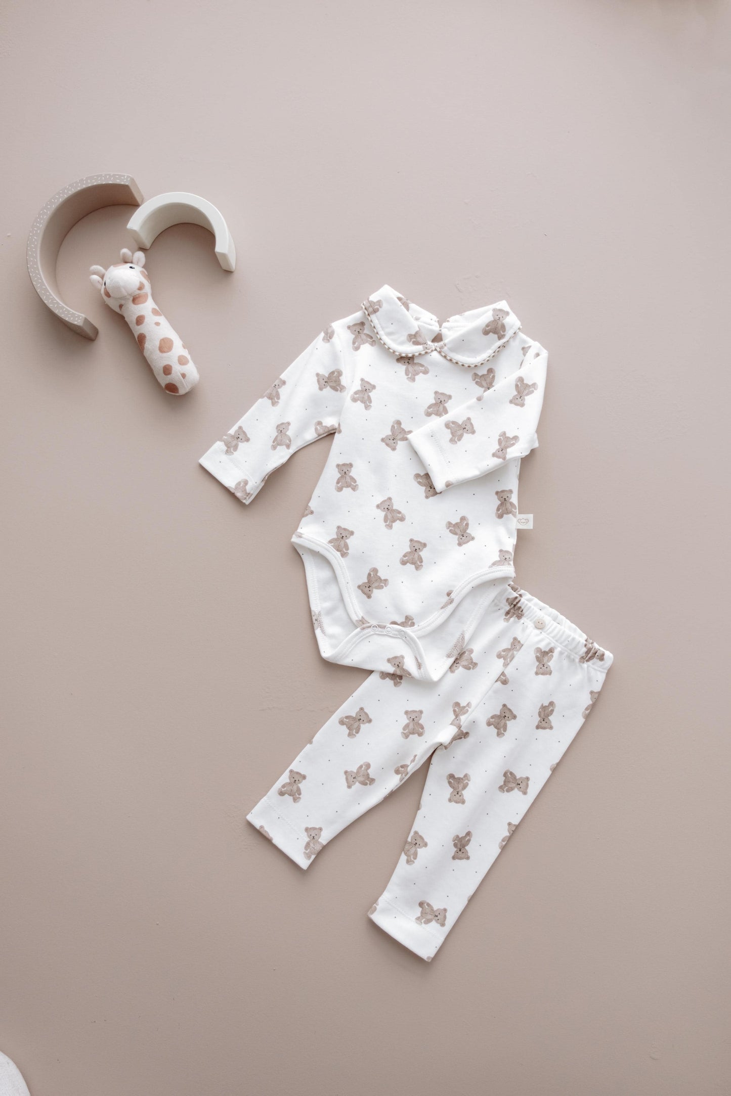 Bodysuit and leggings set