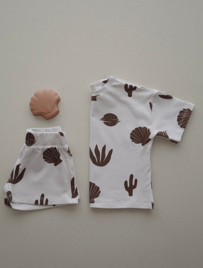 Cactus-Seashell unisex patterned short set