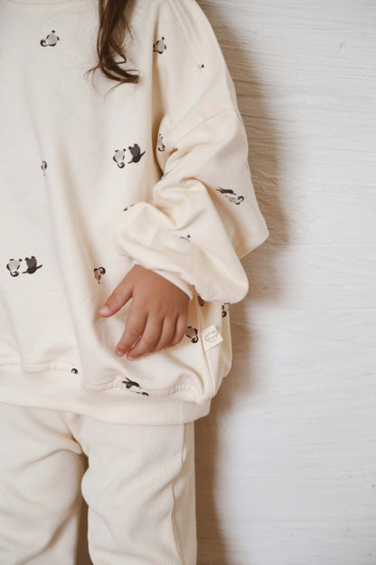 Sweatshirt and Leggings