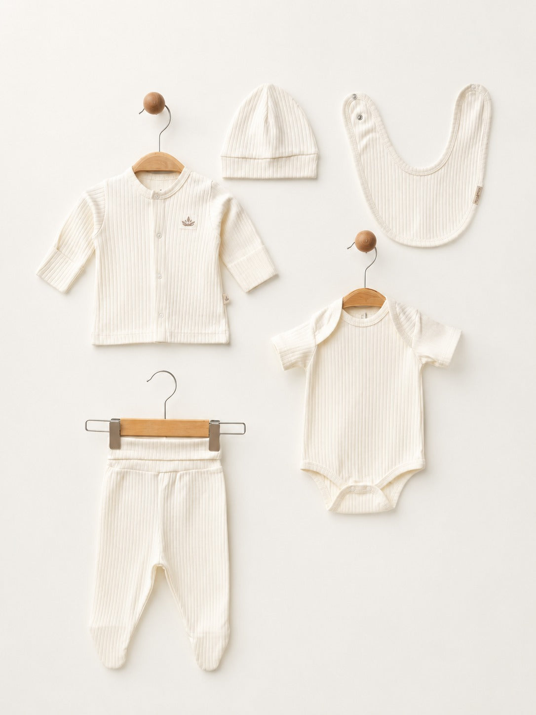 Organic cream newborn set