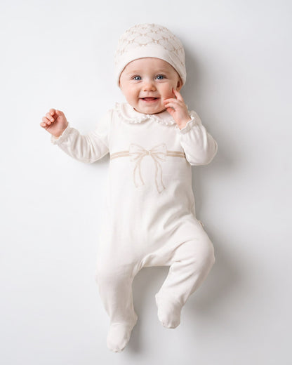 Footed rompers with hat