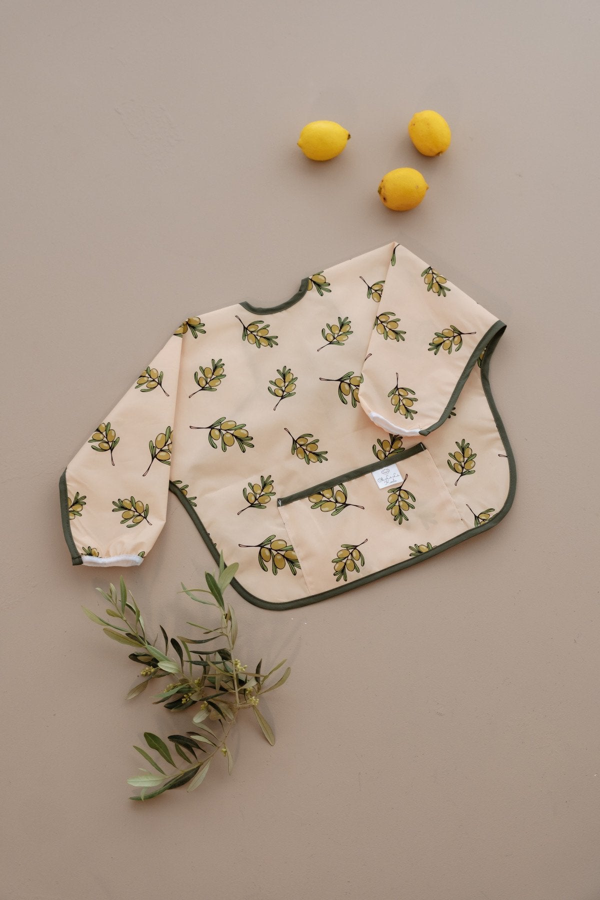 Active Feeder Bibs